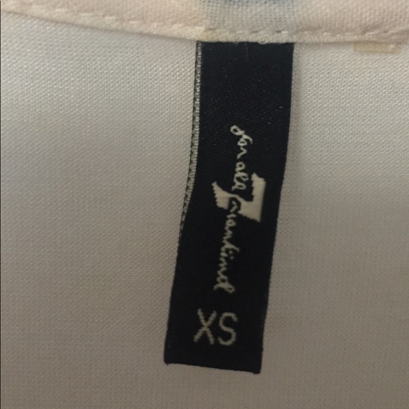 7 for all Mankind rayon top with draped sleeves. - Picture 4 of 4